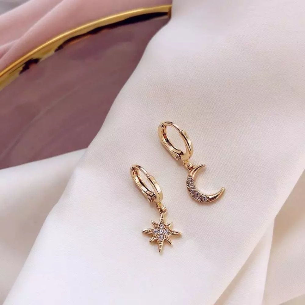 "Wish Upon A Star” Moon Space Hoop Diamond Earring - Picture 7 of 10